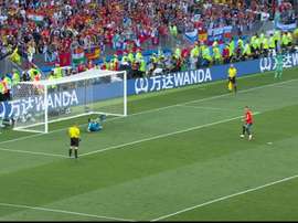 Aspas' penalty was saved to send Spain packing. Screenshot/Telecinco