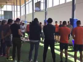El jugador quiso animar a sus compañeros. Captura/AlbaceteBPSAD