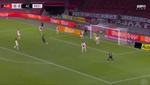 El AZ Alkmaar frena los pies a un Ajax en racha