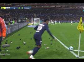 Estádio pode ser fechado por objetos lançados contra Neymar. #Vamos