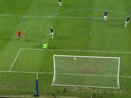 Rodrigo finishes past Kalinic for Spain's fourth. Captura/TVE