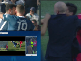 El VAR le anuló el gol al SPAL y le dio penalti a la Fiorentina. Capturas/ESPN