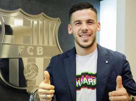 Carles Perez signs a new contract. FCBarcelona
