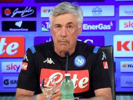 Ancelotti voit Lozano 'prêt à jouer' contre la Juventus. Twitter/sscnapoliES