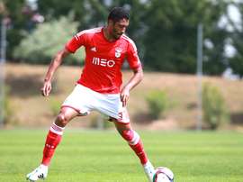 Cesar Martins deja el Benfica y jugará cedido por una temporada en el Nacional. GloboEsporte