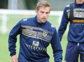 Charlie Taylor podría poner rumbo a Liverpool. LeedsUnited