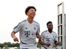 Jovem do Bayern está na mira de Barcelona e Valência. Twitter/FCBayern