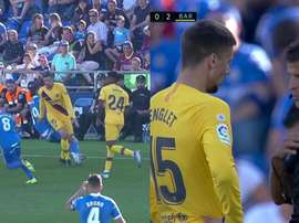 Lenglet was once again dismissed by Gil Manzano.Capturas/Movistar