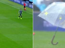 Umbrella stops play in Vigo. beINSports