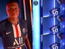 Le PSG présente son nouveau maillot. Twitter/PSGInside