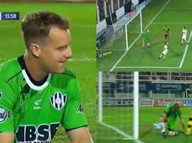 Um dos gols contra mais bizarros do ano. Captura/TNTSports