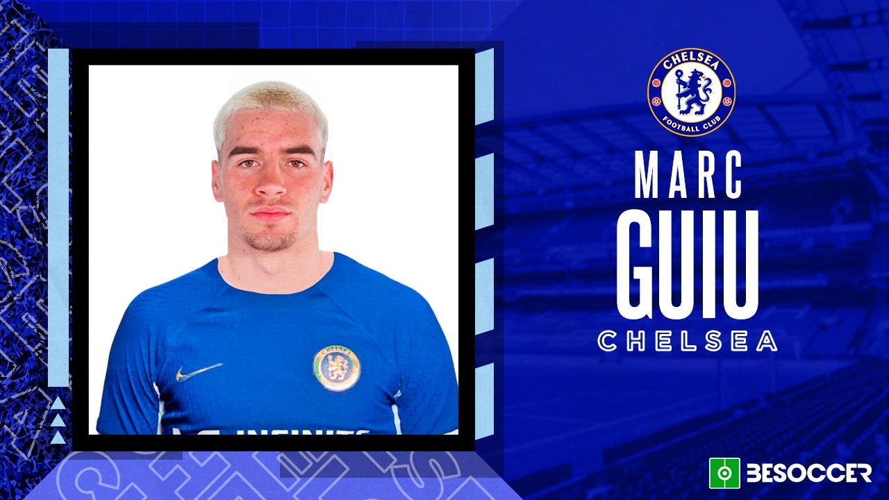 OFICIAL: Marc Guiu deja el Barça y firma con el Chelsea