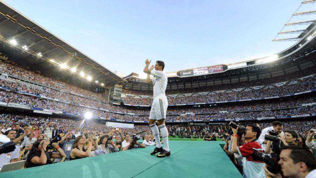 Hasil gambar untuk presentacion cristiano ronaldo bernabeu