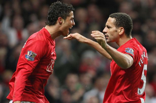 Cristiano Ronaldo nu, c'est quand même mieux que Messi — PL Cristiano Ronaldo nu, c'est quand même mieux que Messi — PL