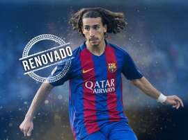 Cucurella renovou pelo Barça. FCBarcelona