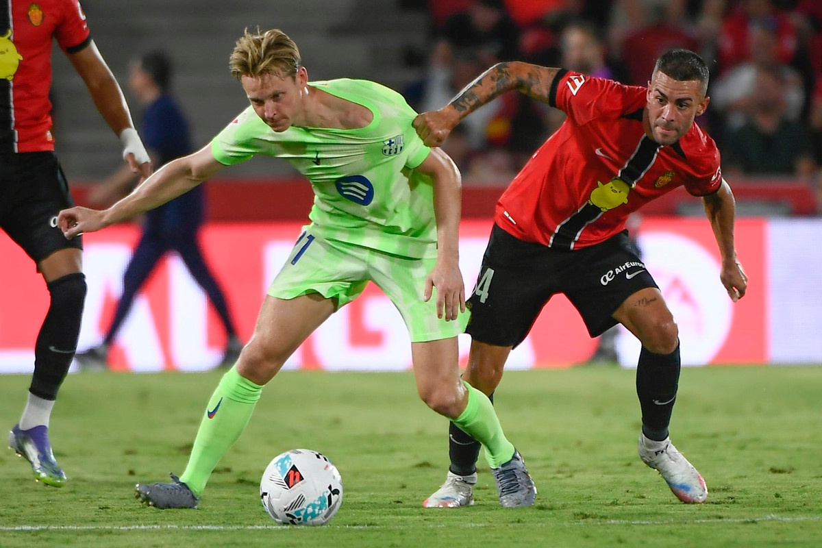 De Jong, baja en la vuelta a la faena del Barça por motivos personales