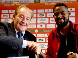 O central de 25 anos vai jogar na segunda divisão de França. RCLens