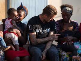 David Beckham, en una imagen de su visita a niños afectados por la sequía en Suazilandia. UNICEF