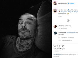 Beckham aderiu à moda de raspar a cabeça. Captura/Instagram/davidbeckham
