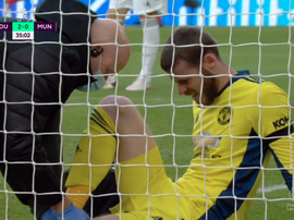 Falha, lesão e substituição: a tarde de De Gea. Captura/DAZN