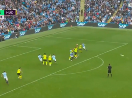David Silva e o seu golaço de falta. Captura