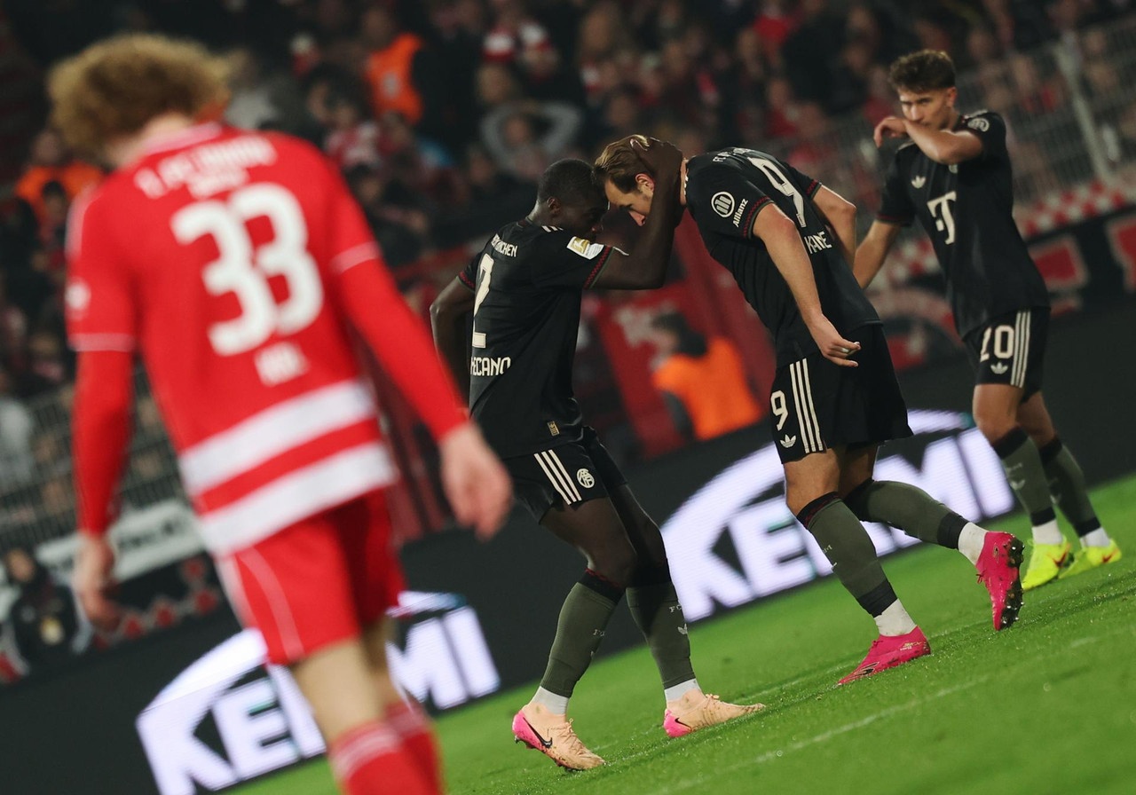 Harry Kane evita la primera derrota del Bayern