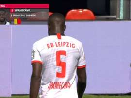Upamecano voit son premier carton rouge depuis 2017. AFP