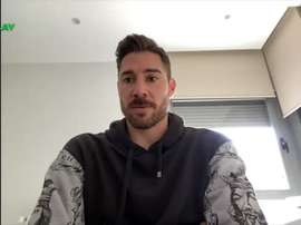 Javi García se dirige a los aficionados. DAZN