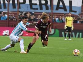 De la Vega debutó ante Racing. Twitter/clublanus
