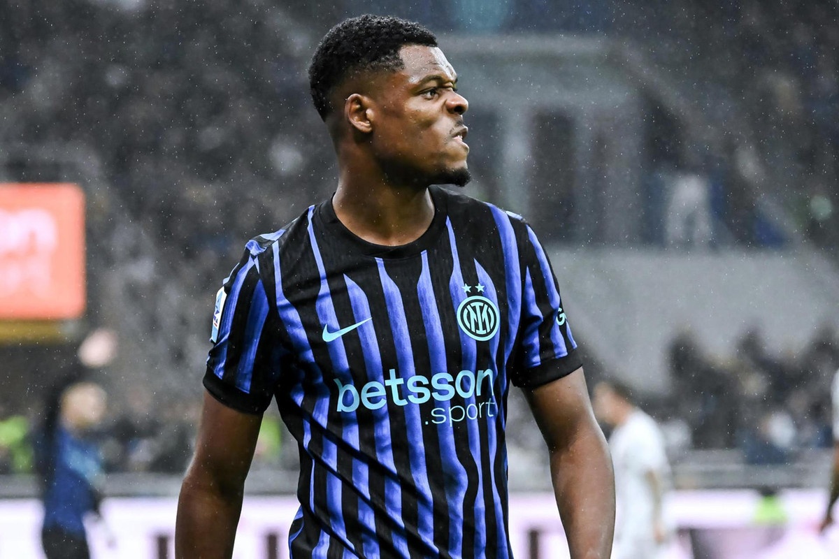 Dumfries, de dos a tres meses de baja