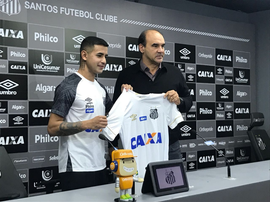Derlis González, nuevo refuerzo del Santos. Twitter/SantosFC
