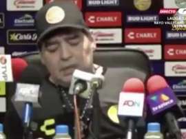 Maradona, en pleine sieste. Capture/GOL