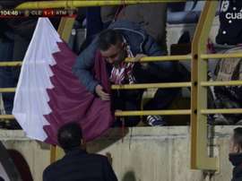 O que Simeone falou com torcedor rival. Captura/Cuatro