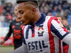 Diego Palacios plante le Barça. WillemII