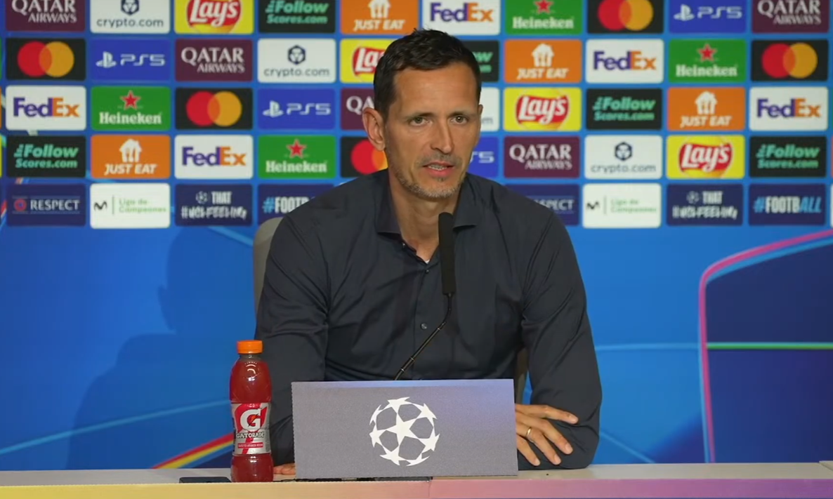 La filosofía del entrenador del Eintracht: "Prefiero ganar 5-4 que 1-0"