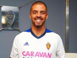 O central nunca se chegou a estrear pela equipa principal dos 'dragões'. Twitter/MaisFutebol