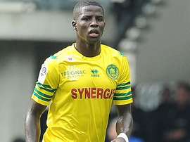 Djilobodji no ha sido incristo para la Champions por el Chelsea. Twitter