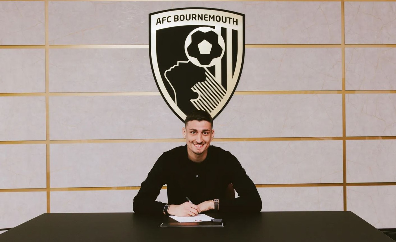 OFFICIEL : le gardien de Chelsea Petrovic, vendu à Bournemouth