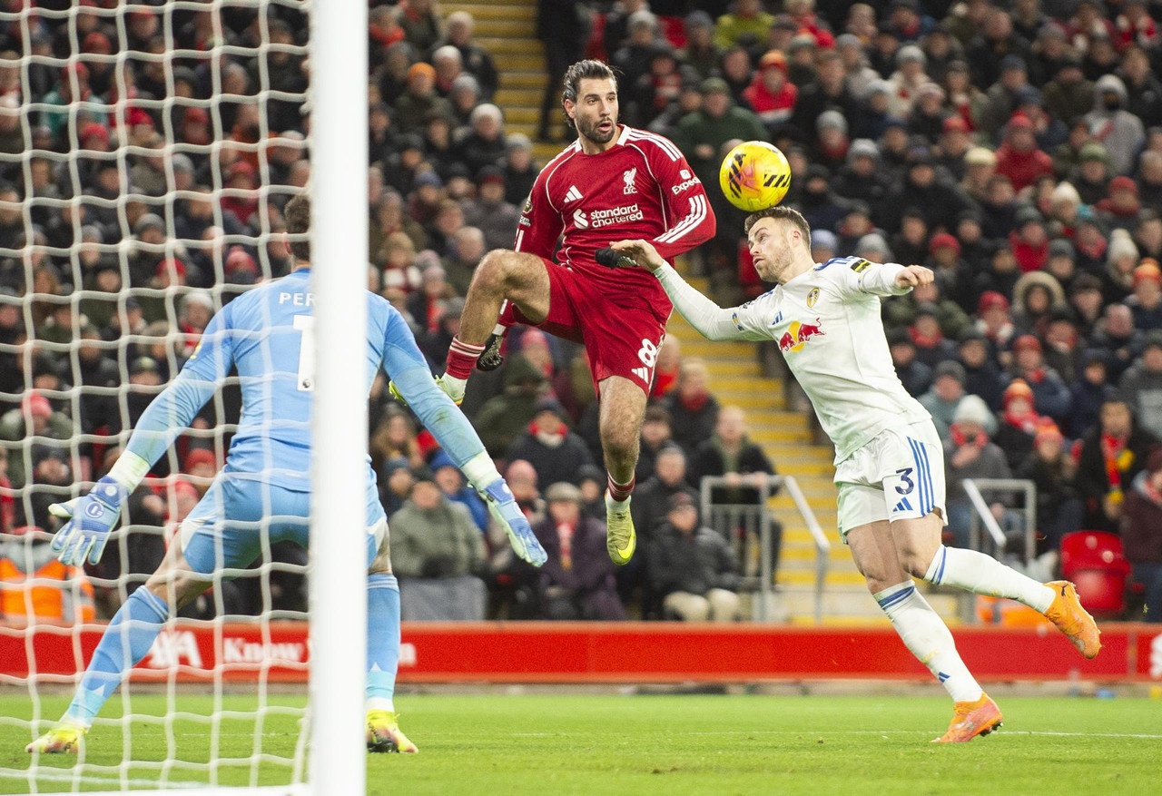 El Liverpool decepciona en Año Nuevo