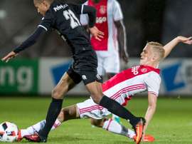 Van de Beek, in PSG's sights. Ajax