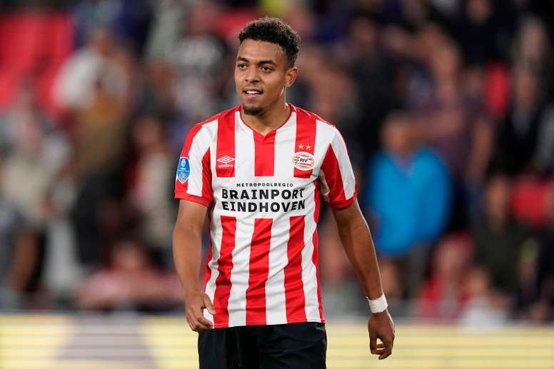 Inquietude Au Barca Pour Malen Besoccer