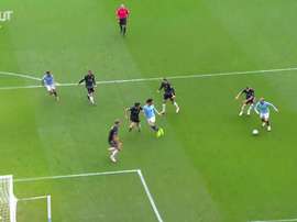 VIDÉO : Les trois victoires consécutives 5-0 de Manchester City contre Burnley. Dugout
