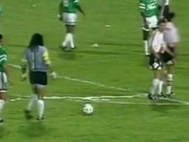 Golazo de René Higuita. DUGOUT