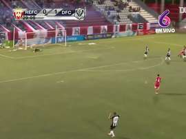 Le superbe but de Carlos Chavarría contre. DUGOUT