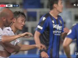Eom Won-sang got two for Gwangju in the win at Incheon. DUGOUT