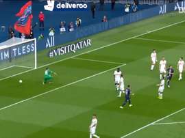 PSG easily beat Angers last season. DUGOUT