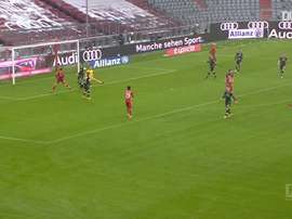 Muller and Lewandowski scored as Bayern beat Freiburg in the snow. DUGOUT