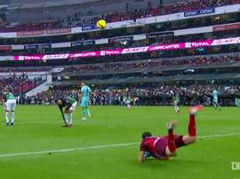 Agustín Marchesín imitou a defesa histórica de Higuita. DUGOUT