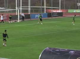 La rete di Costa in allenamento. Dugout