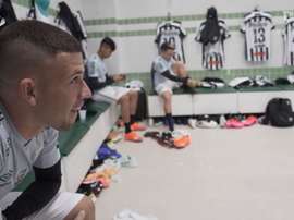 Bastidores da vitória do Santos sobre o Coritiba. DUGOUT